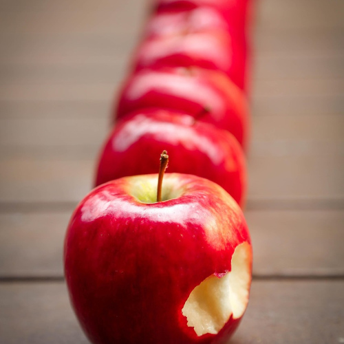 Howleys Fresh Organic Apples